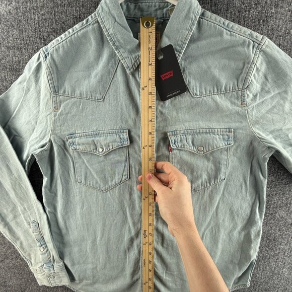 NWT Levi’s Pearl Snap Up Shirt Western Denim Pockets Lightweight Medium Blue - Picture 7 of 15